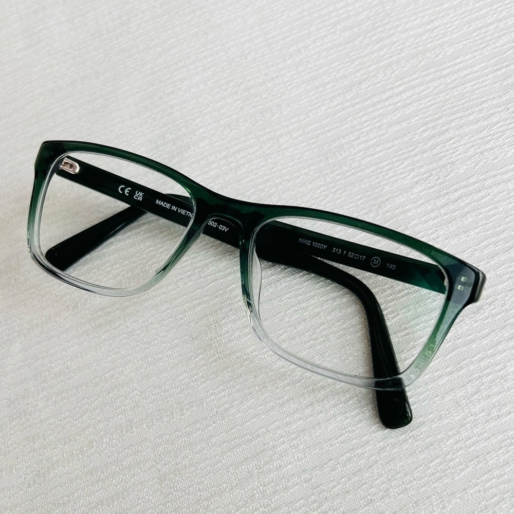 Nike eyeglass frames (2025) - Picture 2 of 6